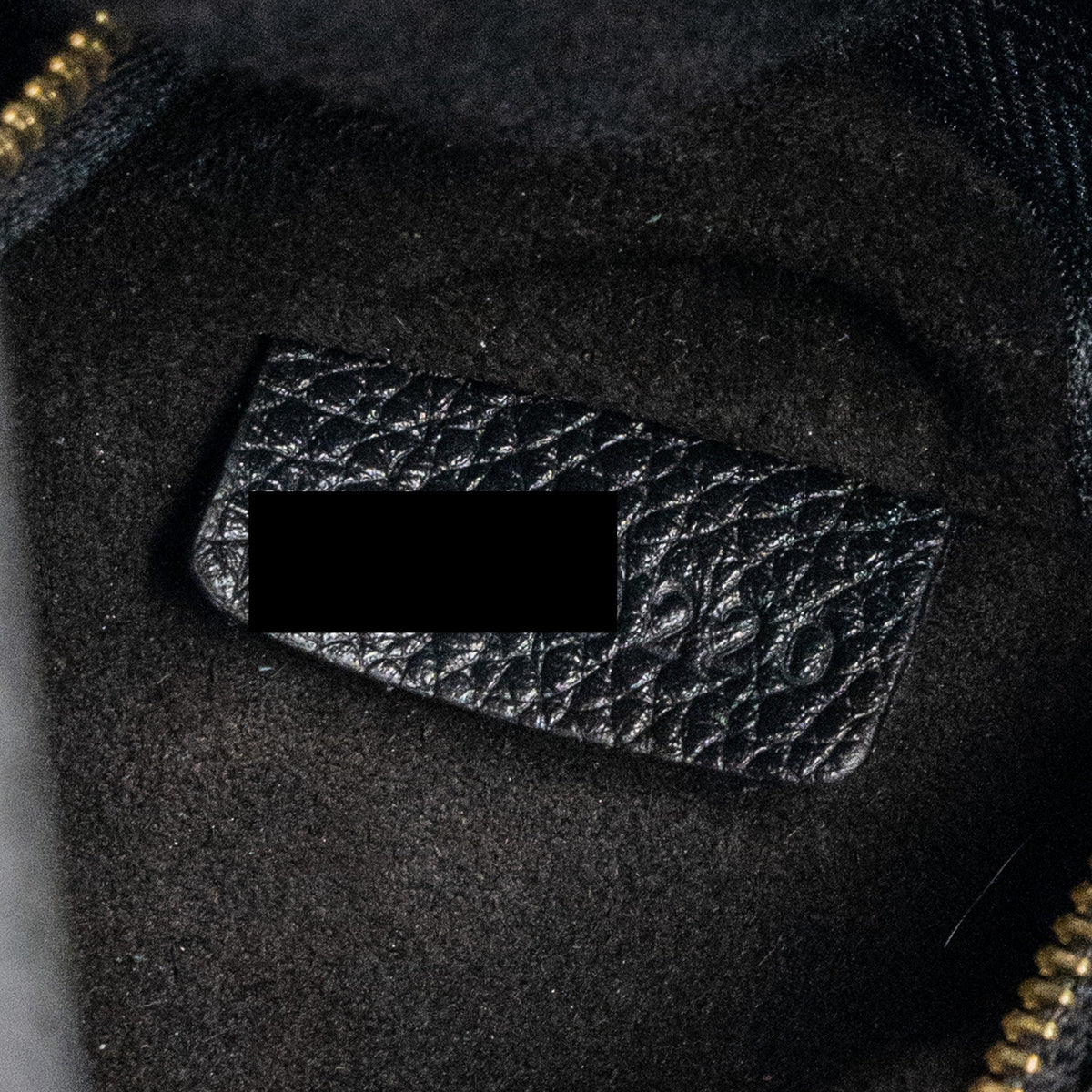 celine-sangle-bucket-bag-grained-calfskin-black-ghw-1