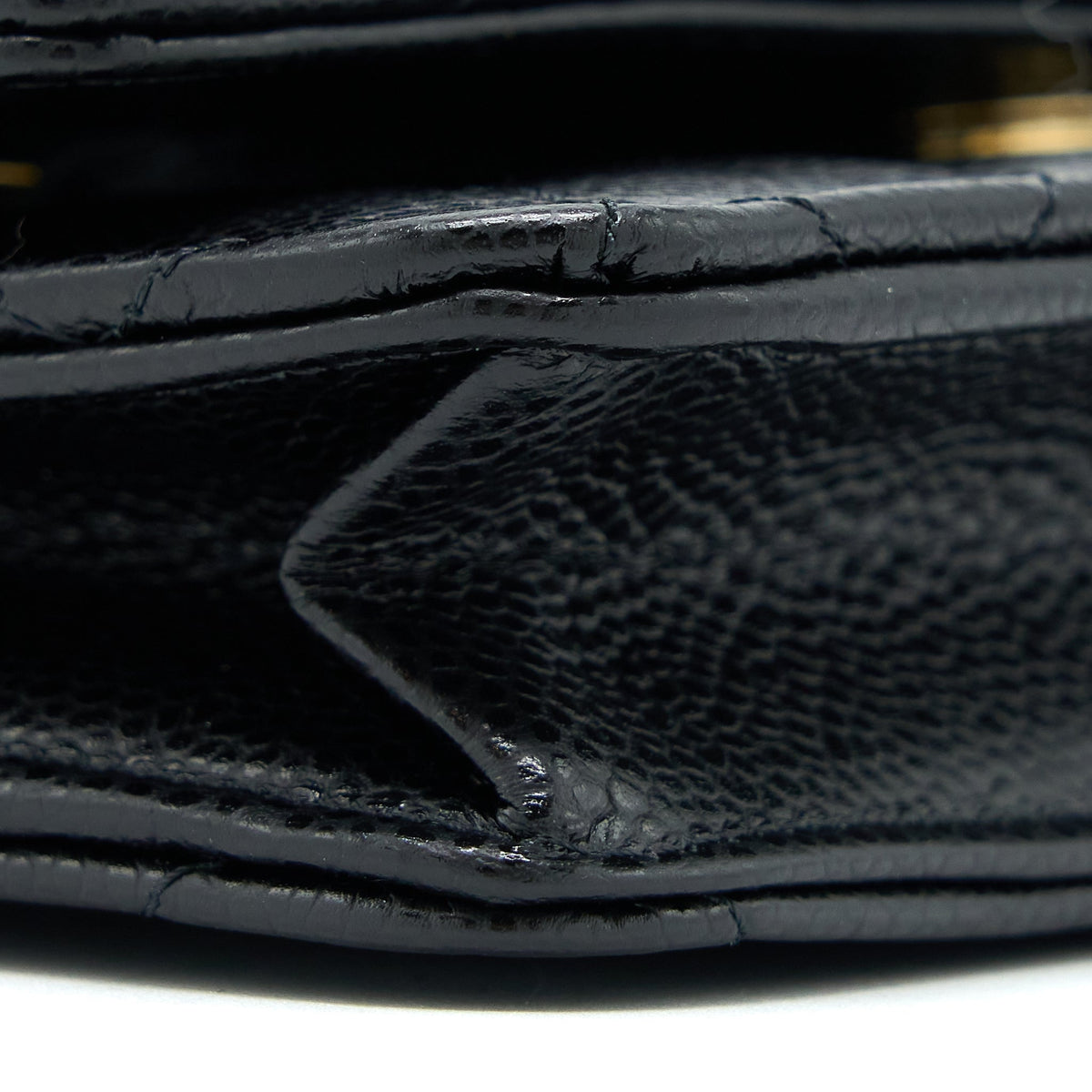 chanel-classic-wallet-on-chain-caviar-black-ghw-microchip-11