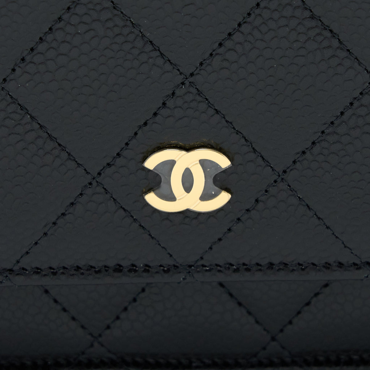 chanel-classic-wallet-on-chain-caviar-black-ghw-microchip-11