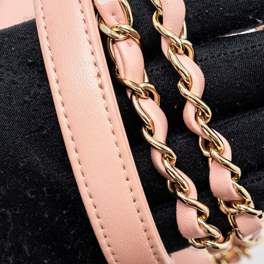 chanel-chevron-trendy-cc-top-handle-flap-bag-lambskin-light-pink-lghw