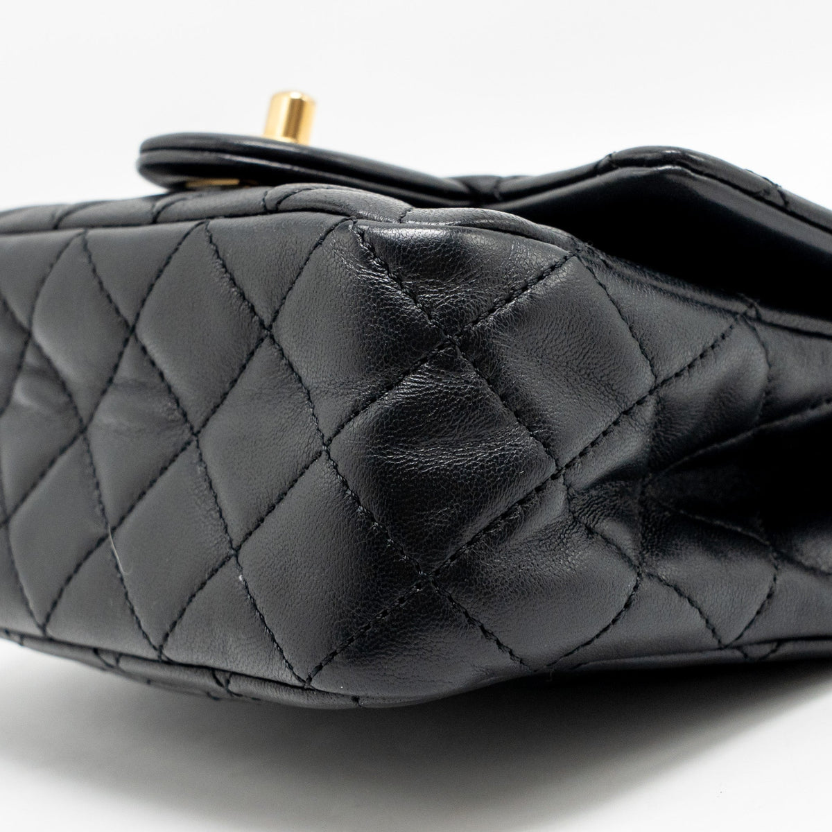 chanel-pearl-crush-mini-square-flap-bag-lambskin-black-ghwmicrochip-2
