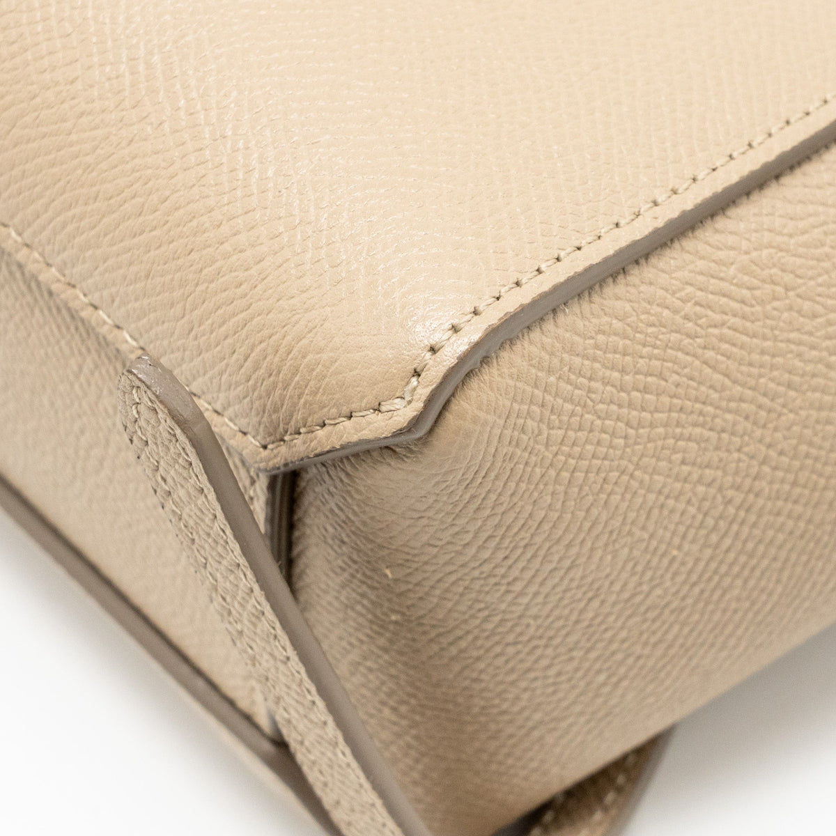 celine-pico-belt-bag-grained-calfskin-beige-ghw
