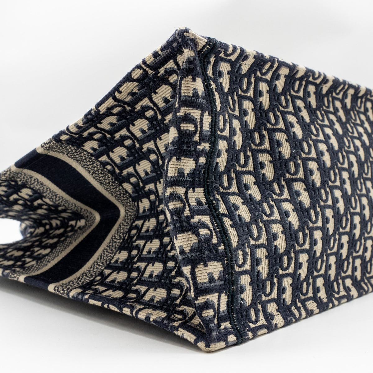 dior-large-book-tote-dior-oblique-canvas-blue