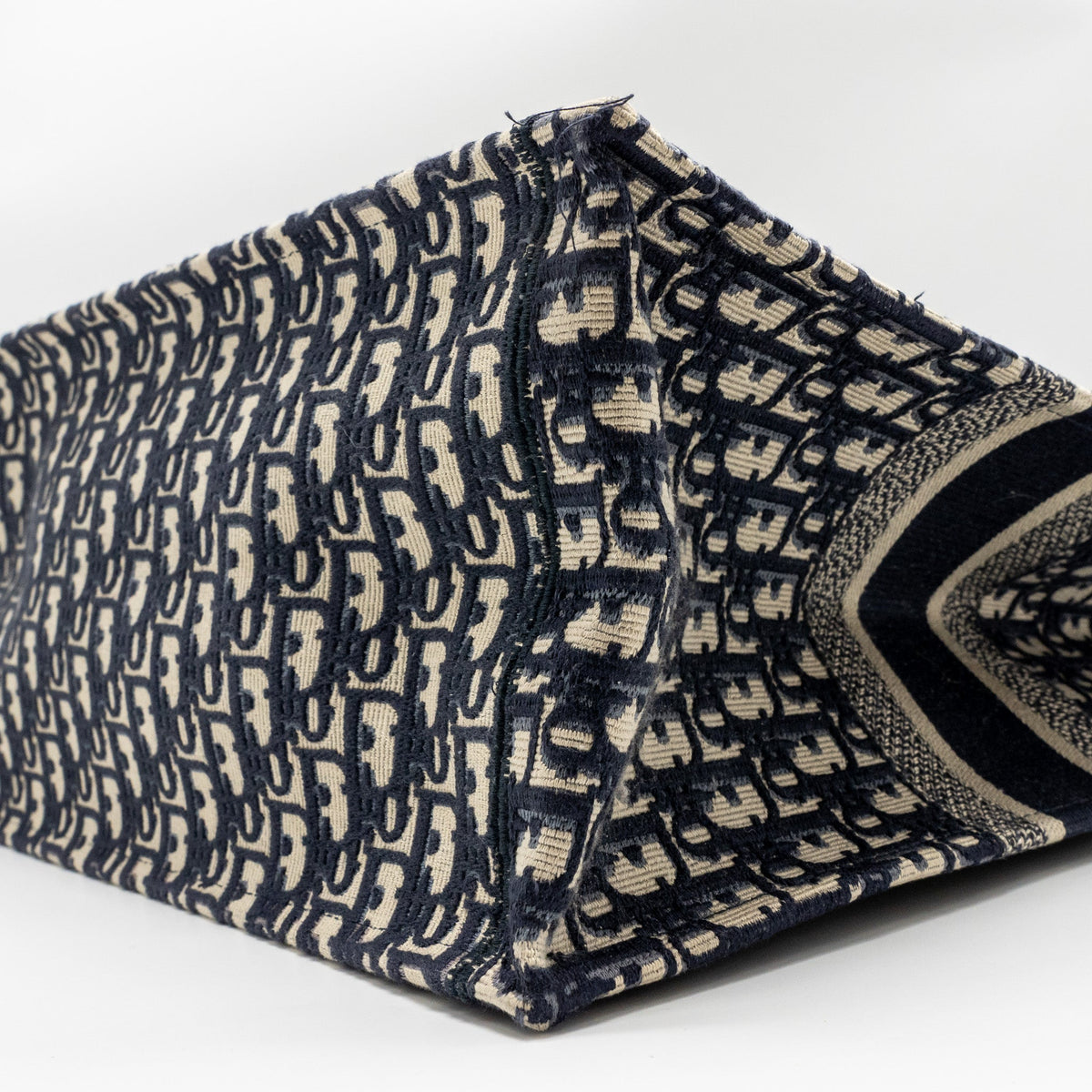 dior-large-book-tote-dior-oblique-canvas-blue