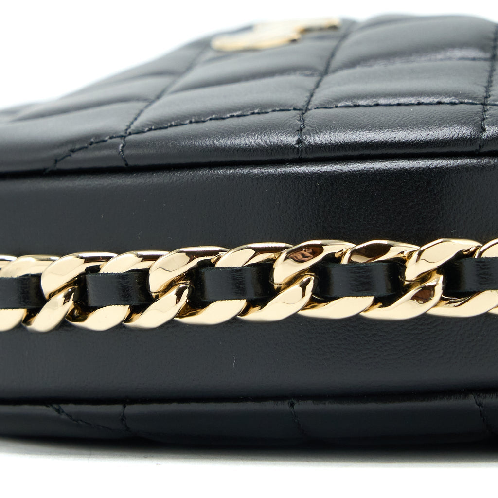 chanel-23c-round-clutch-lambskin-black-lghw-microchip