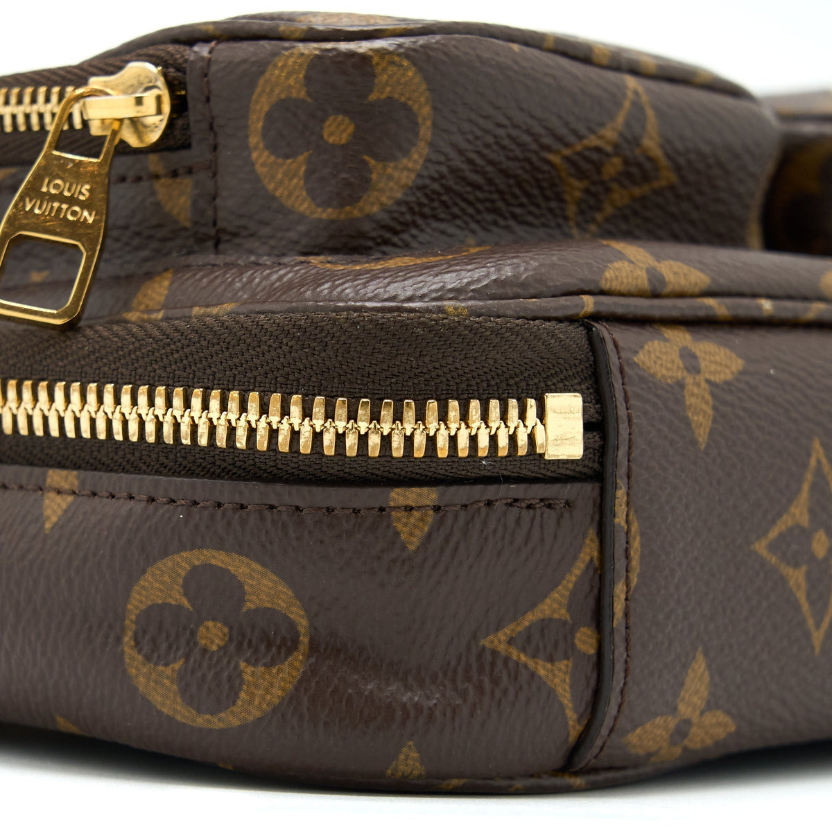 louis-vuitton-utility-crossbody-bag-monogram-canvas-ghw