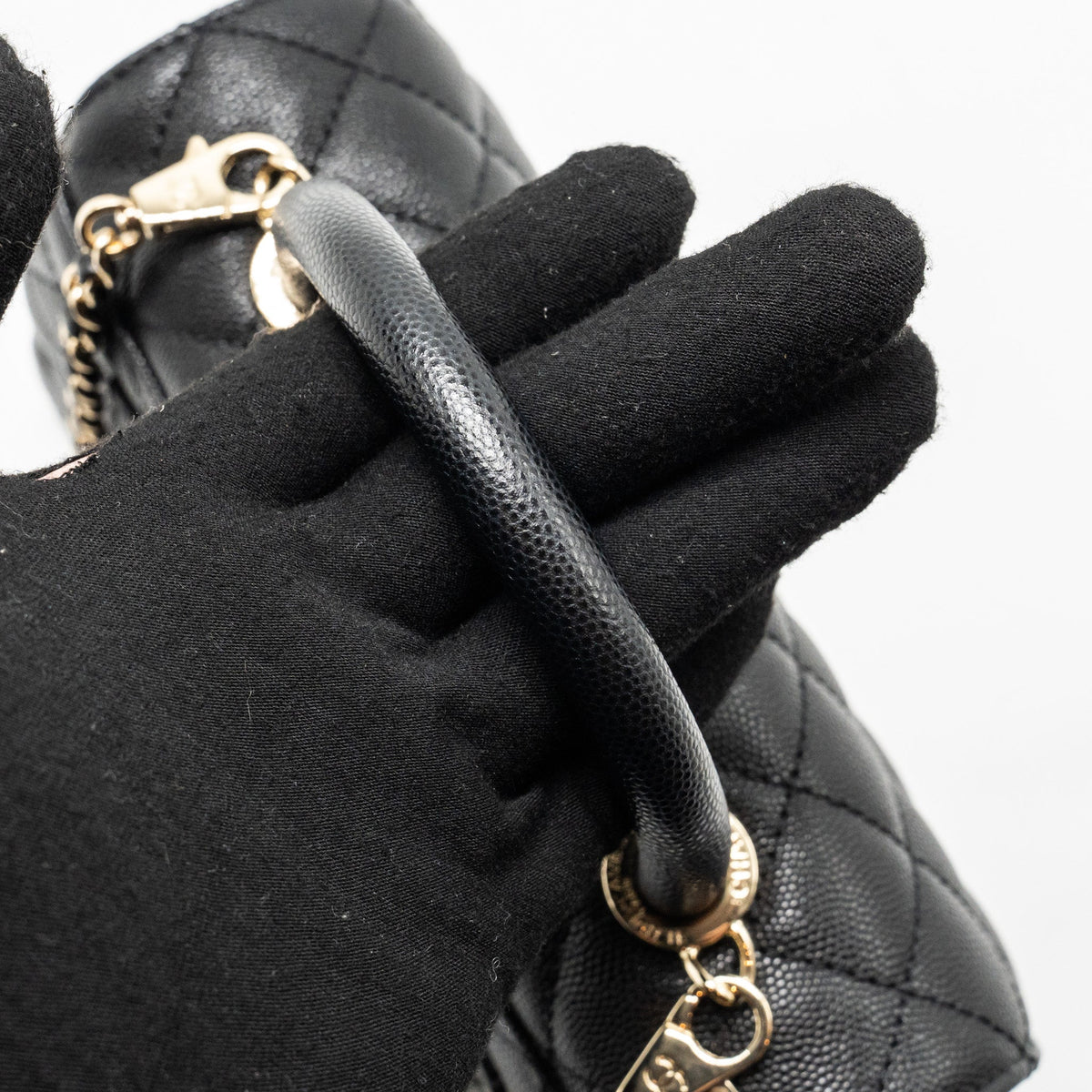 chanel-small-coco-handle-caviar-black-lghw-microchip-17