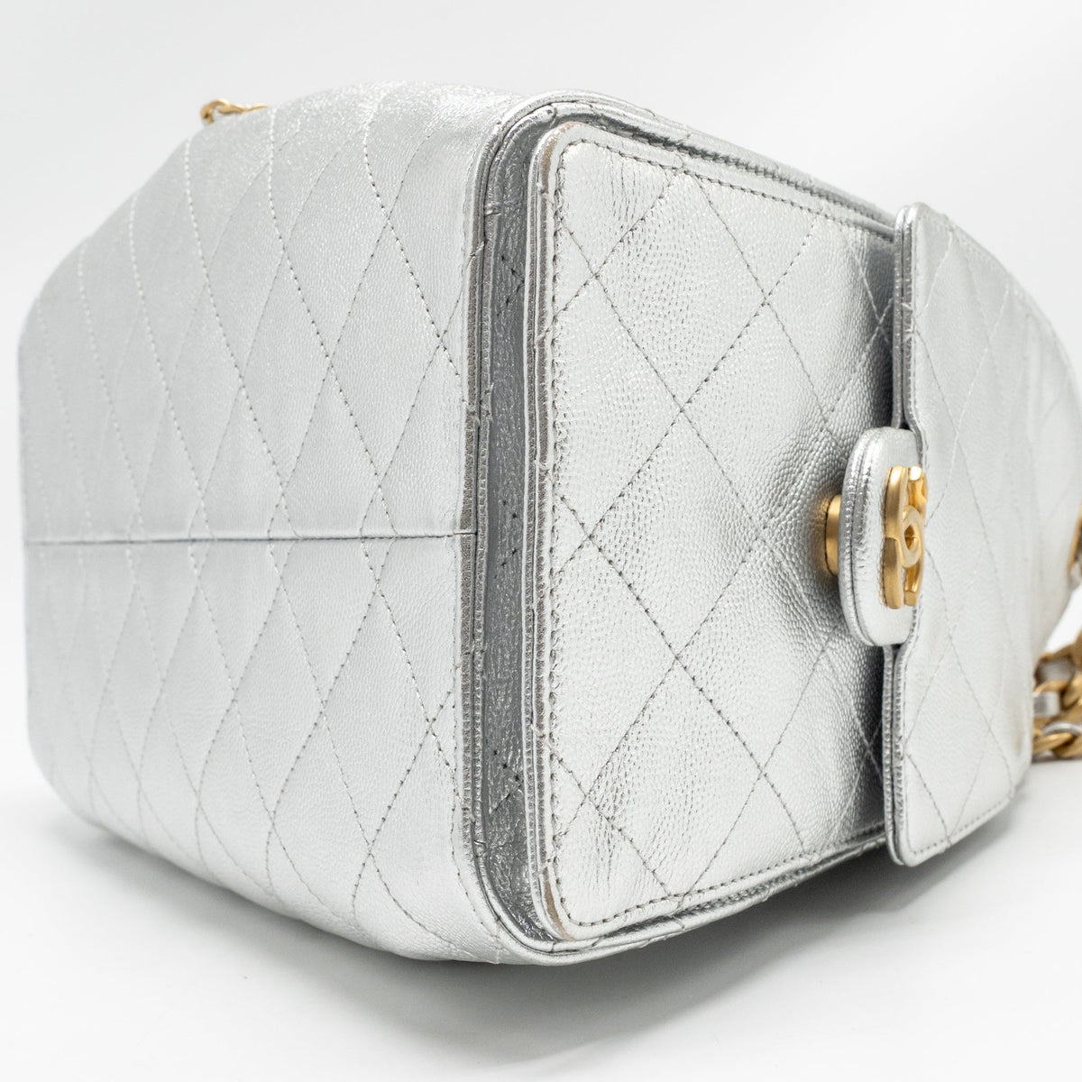 chanel-small-25-bag-caviar-silver-ghwmicrochip