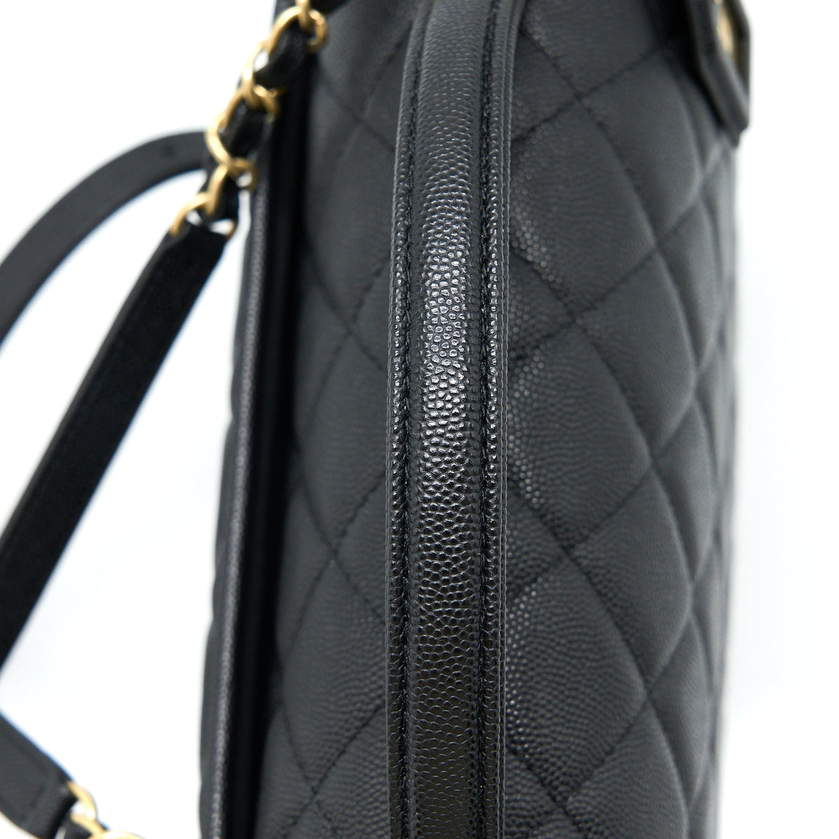 chanel-22k-large-backpack-caviar-black-brushed-ghw-microchip