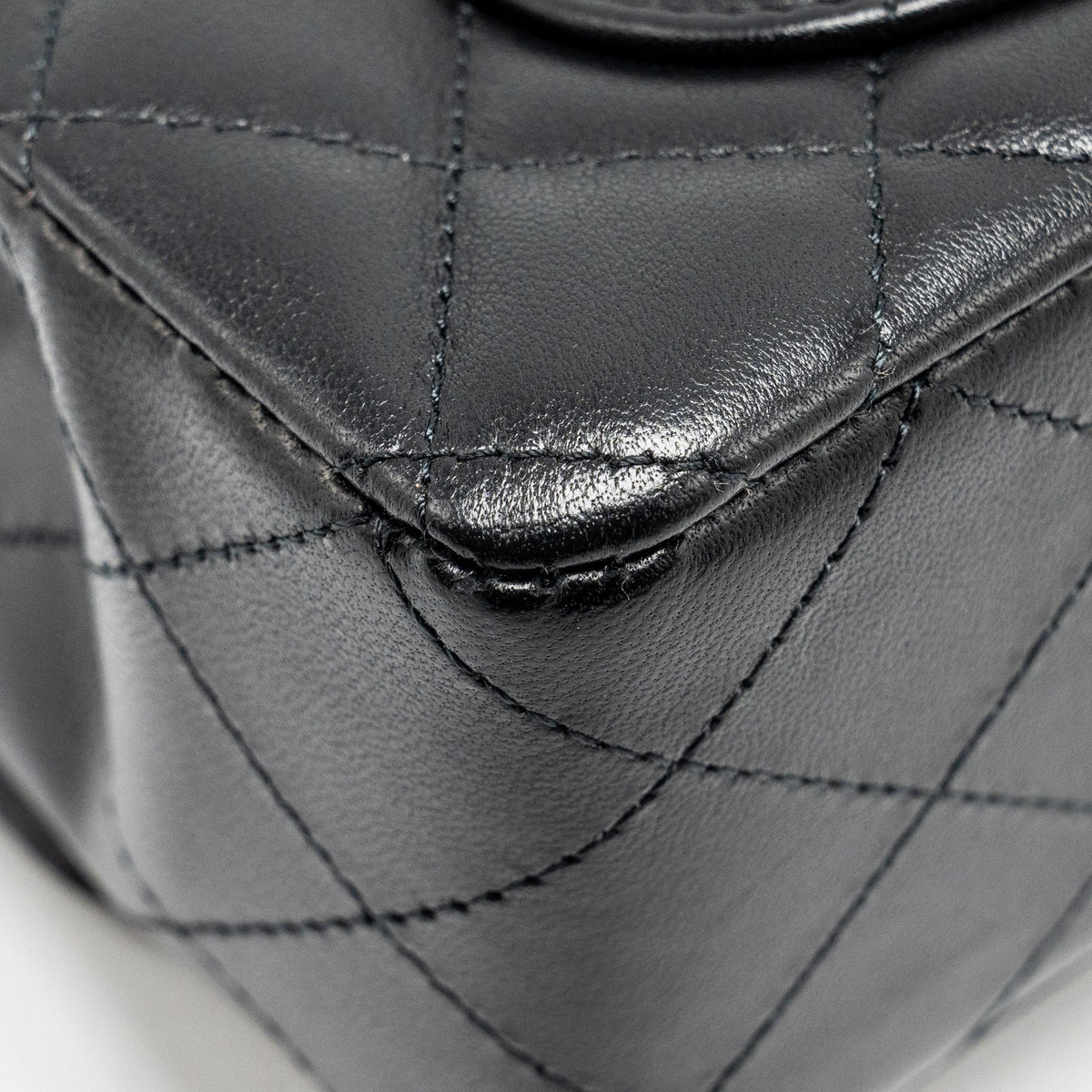 chanel-mini-rectangular-flap-bag-lambskin-black-shw-microchip-7