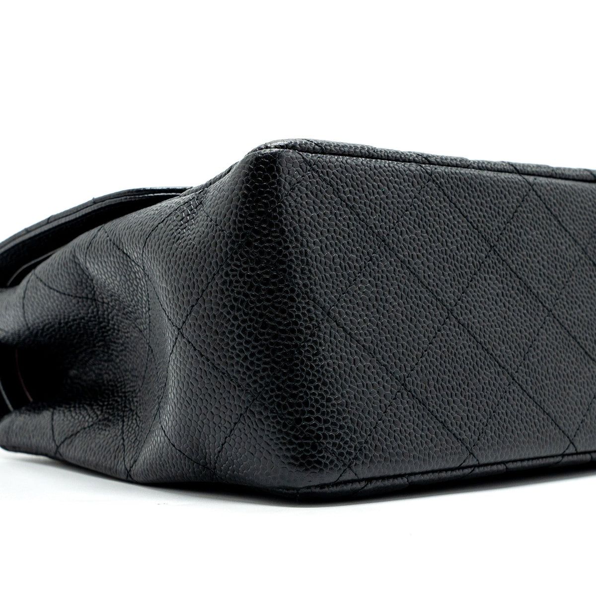 chanel-jumbo-classic-double-flap-bag-caviar-black-with-ghw