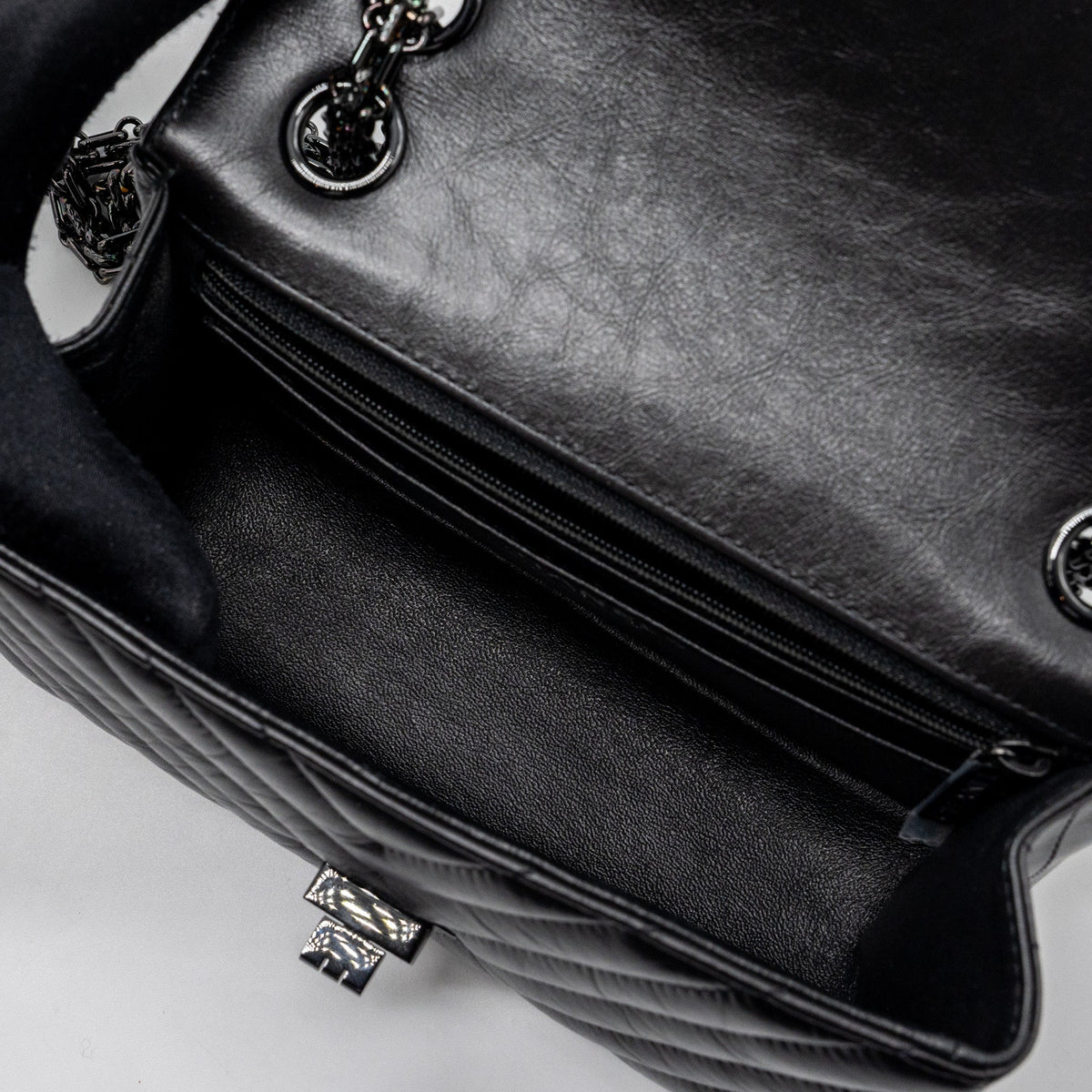 copy-of-chanel-mini-2-55-reissue-flap-bag-chevron-calfskin-so-black