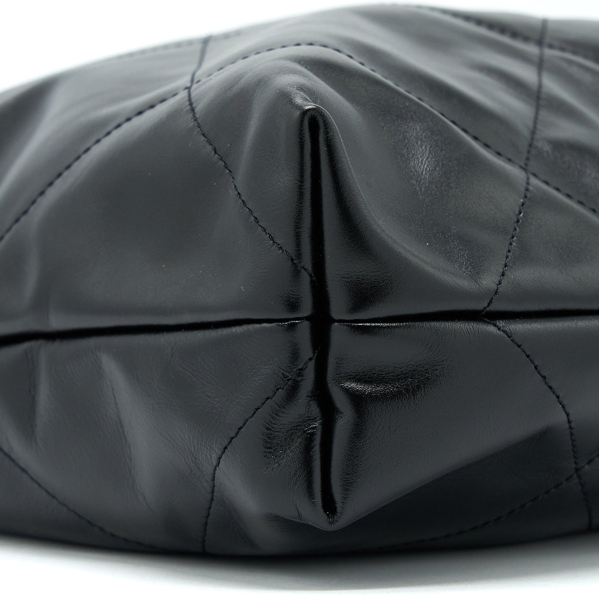chanel-medium-22-bag-shiny-calfskin-black-ghw-microchip