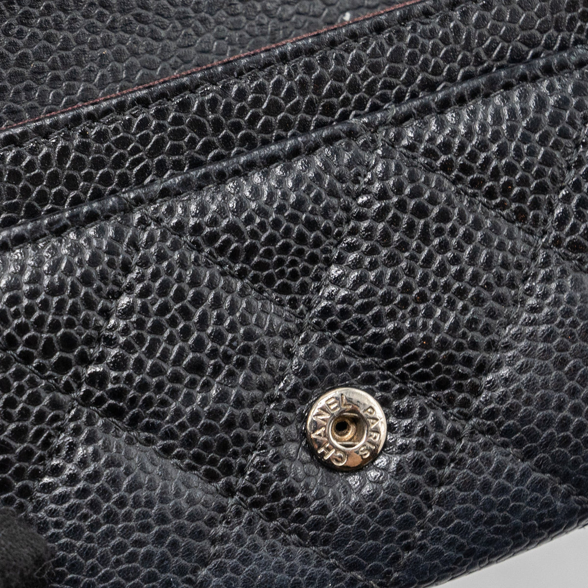 chanel-classic-flap-card-holder-caviar-black-shw-5