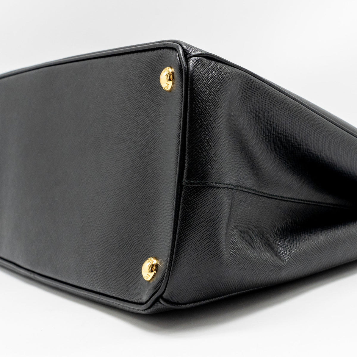prada-large-saffiano-tote-bag-leather-black-ghw-1