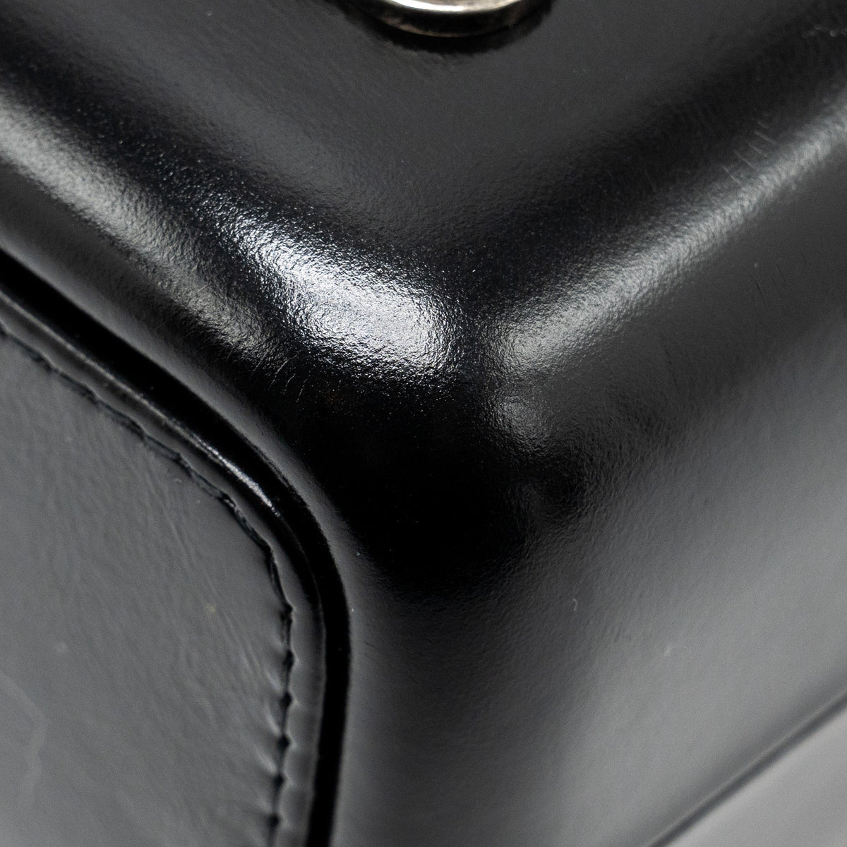 chanel-small-gabrielle-backpack-aged-calfskin-beige-black-multicolour-hardware