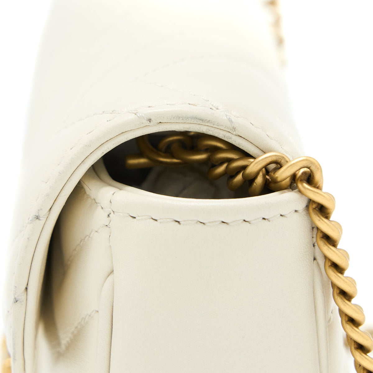 gucci-gg-marmont-super-mini-bag-matelasse-leather-white-brushed-ghw