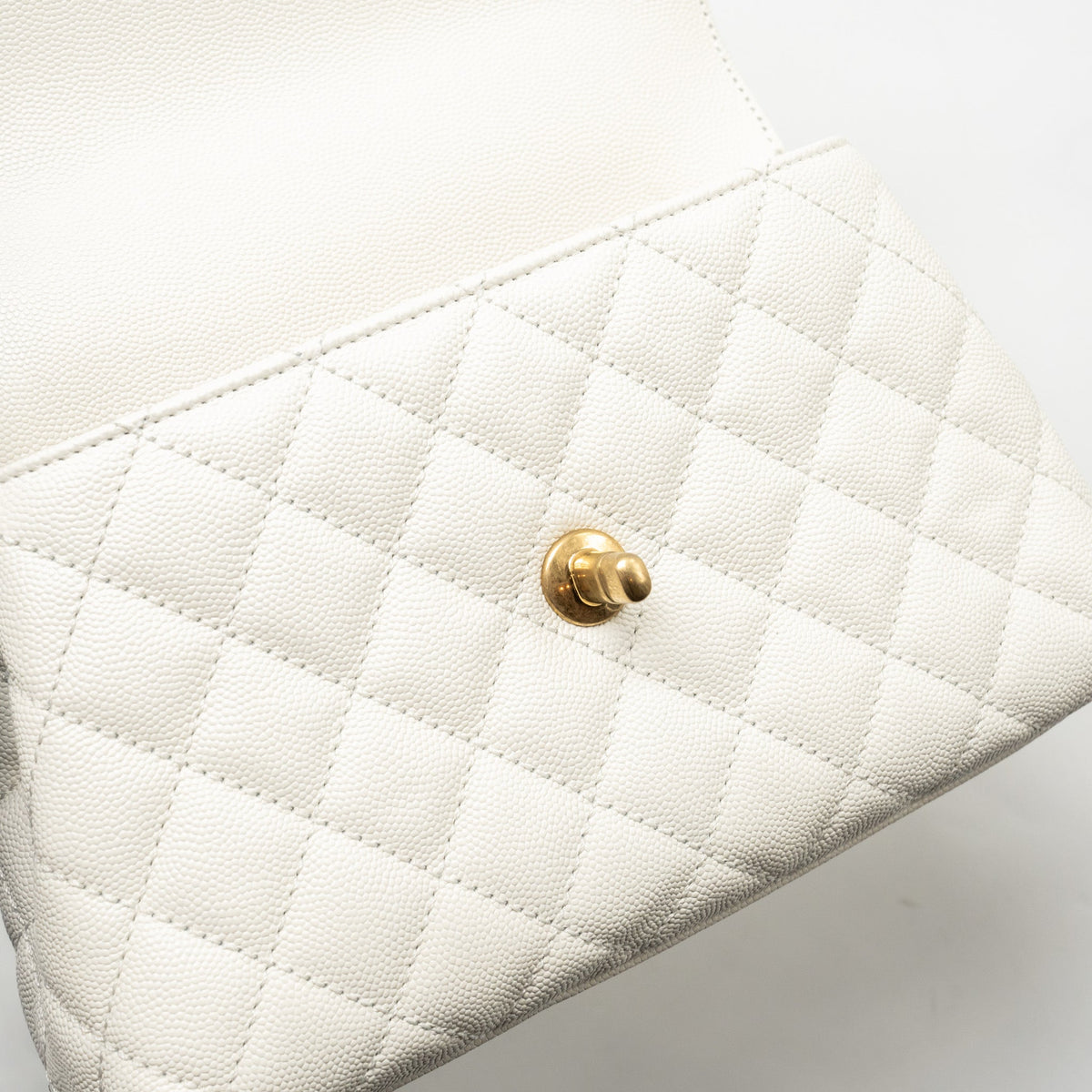 chanel-detailed-top-handle-small-coco-handle-caviar-white-ghw-microchip