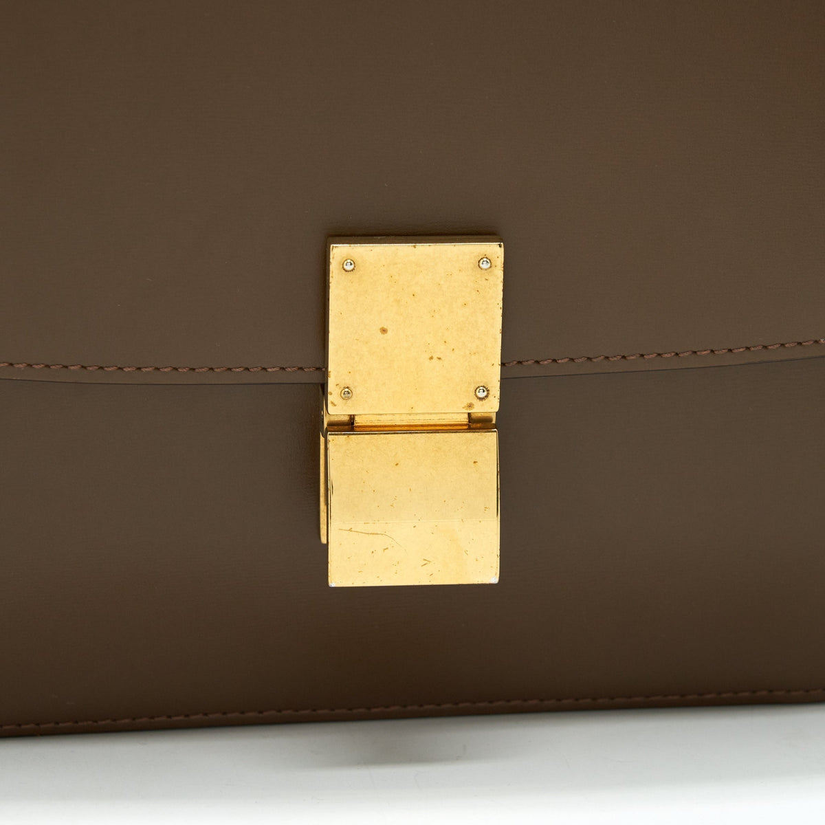 celine-classic-medium-box-bag-in-caremel