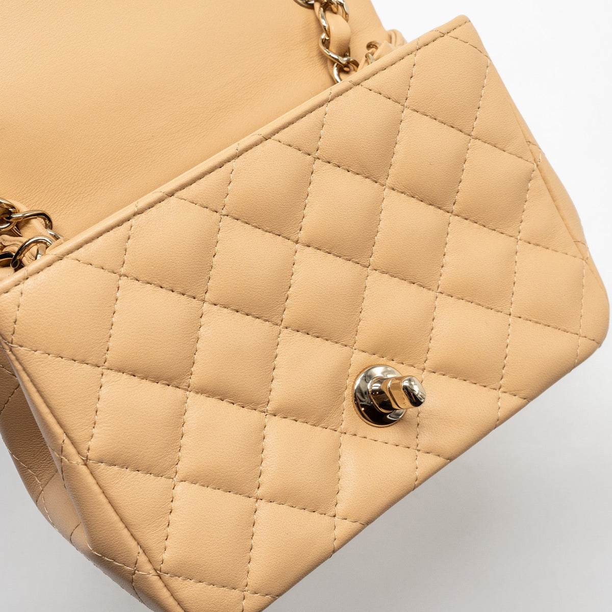 chanel-medium-classic-flap-bag-lambskin-black-ghw-2