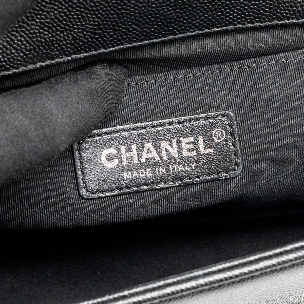 chanel-medium-boy-bag-chevron-caviar-black-ruthenium-silver-hardware