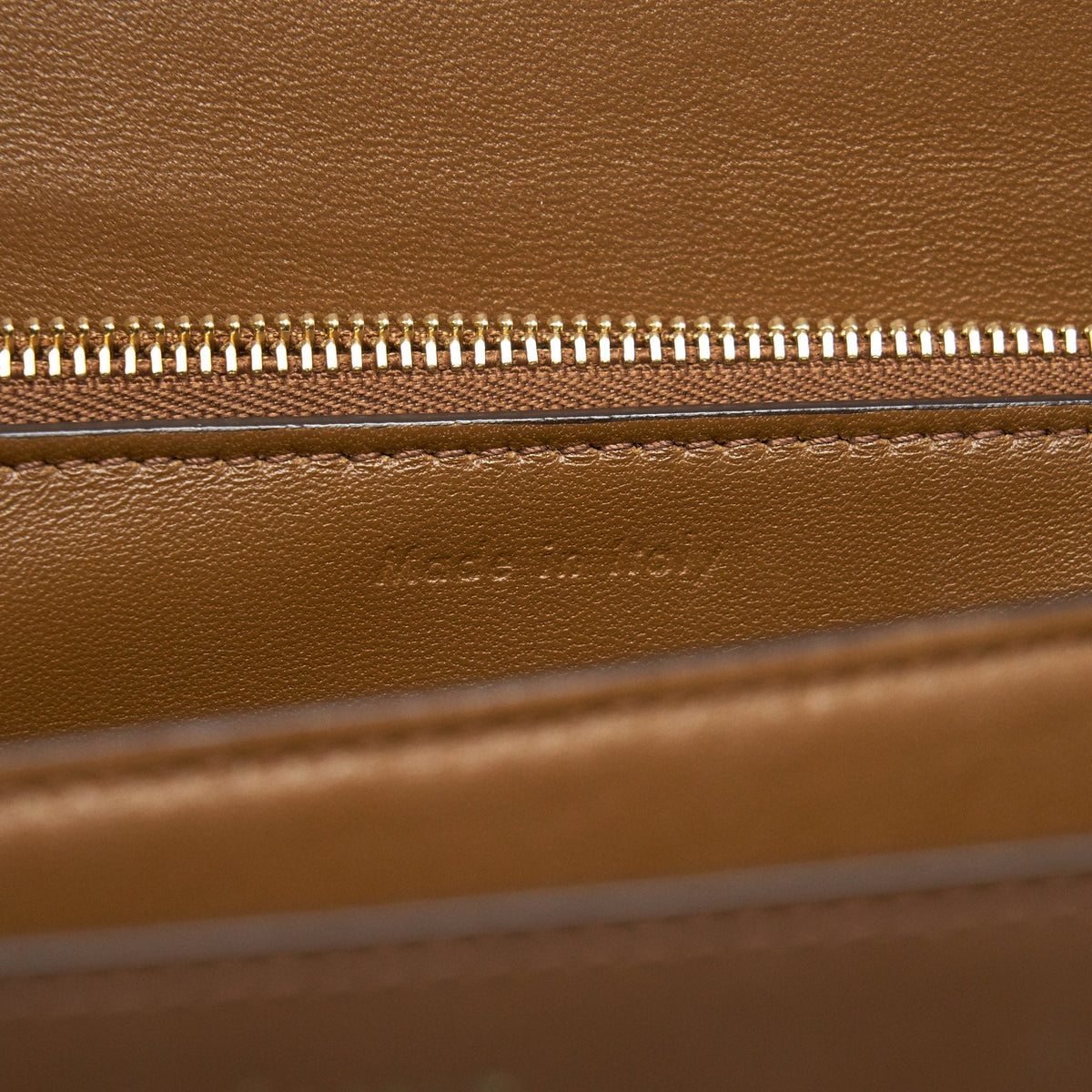 celine-classic-medium-box-bag-in-caremel