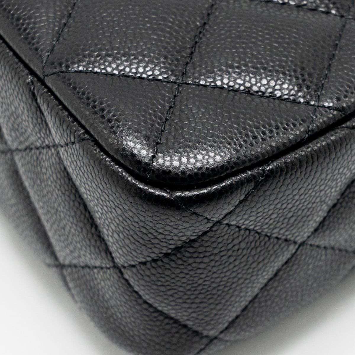 chanel-clutch-bag-with-chain-caviar-black-lghw-microchip