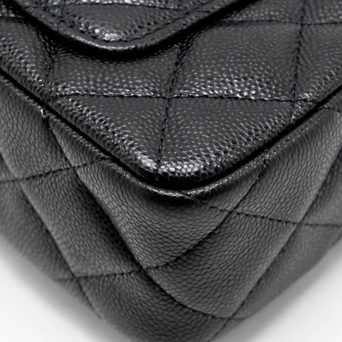 chanel-clutch-bag-with-chain-caviar-black-lghw-microchip