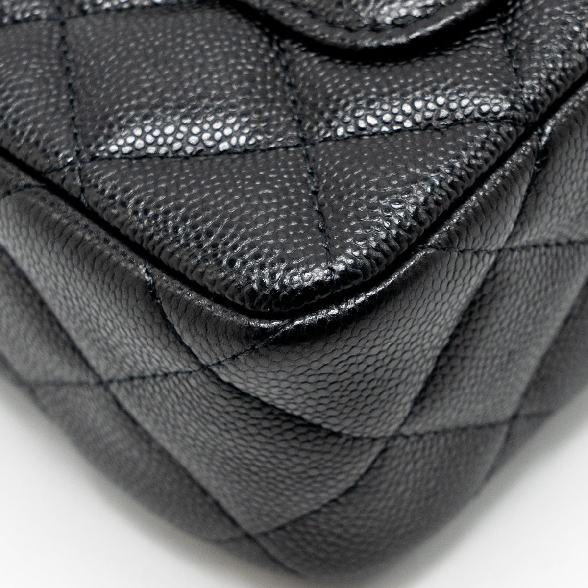 chanel-clutch-bag-with-chain-caviar-black-lghw-microchip