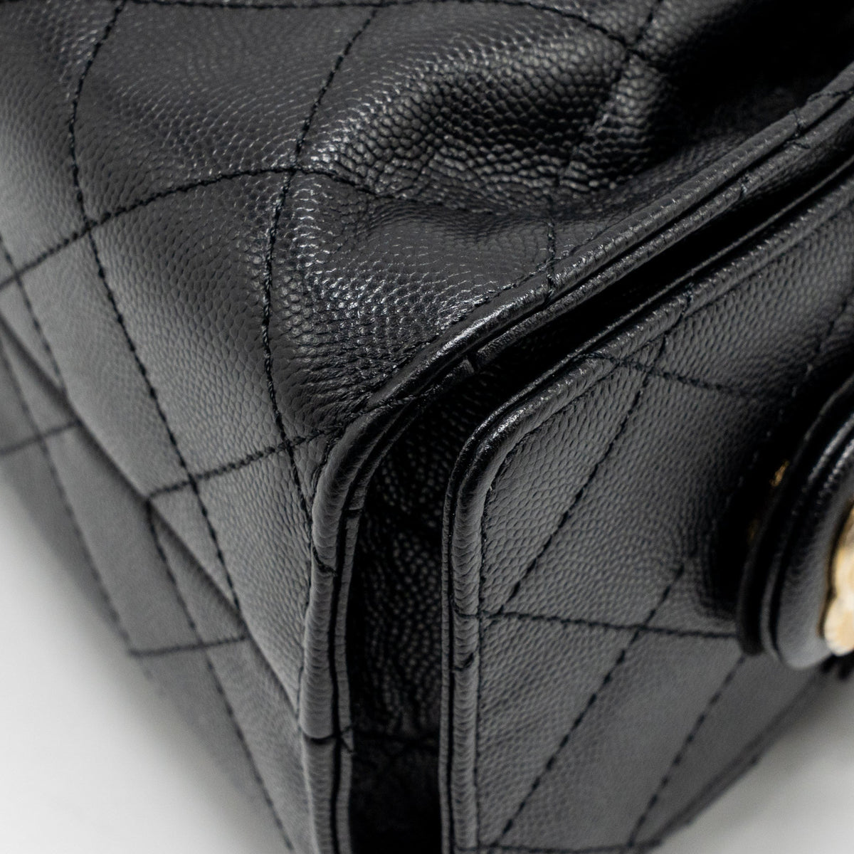 chanel-mini-25-bag-caviar-black-ghw-microchip