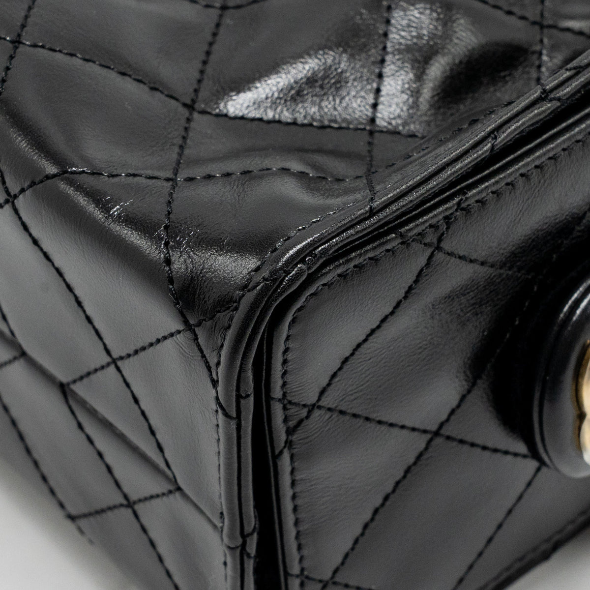 chanel-mini-25-bag-aged-calfskin-black-ghw-microchip