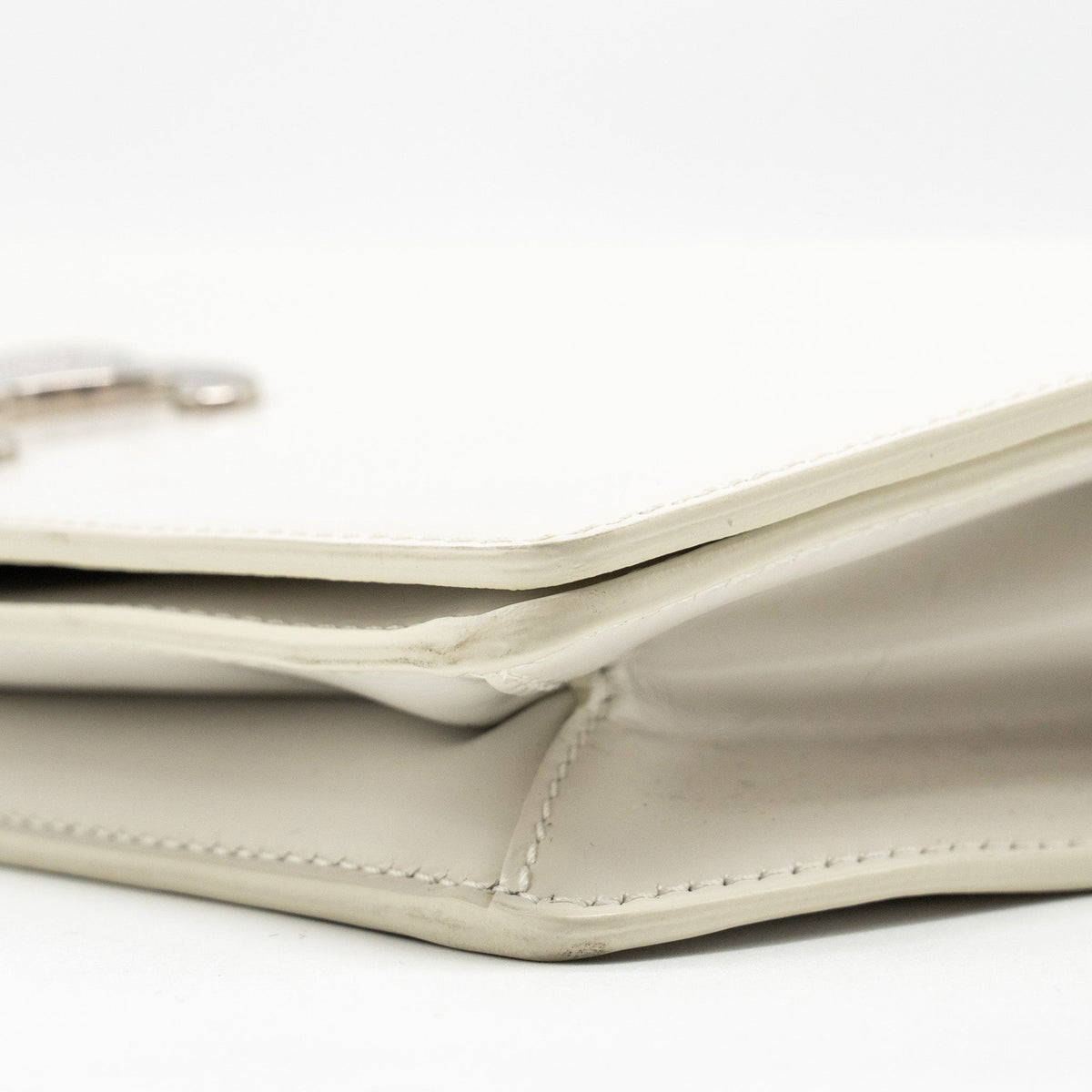 celine-trapeze-triomphe-shoulder-bag-shiny-calfskin-white-shw