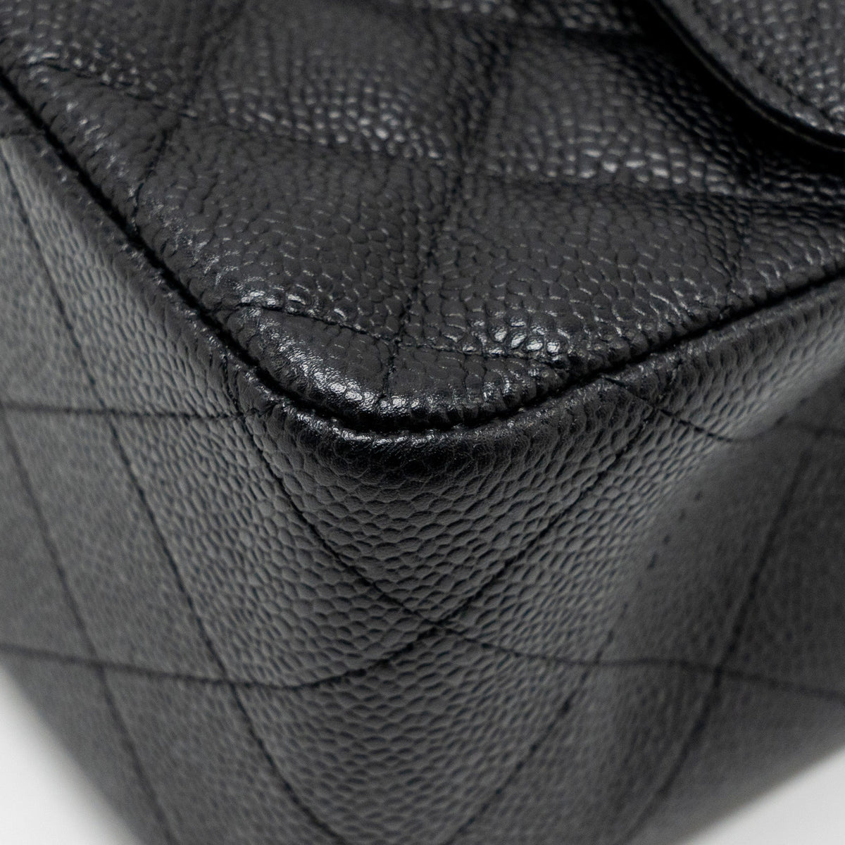 chanel-jumbo-classic-double-flap-bag-caviar-black-ghw-8