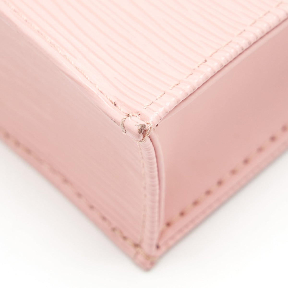 louis-vuitton-petit-sac-plat-epi-light-pink-black-shw