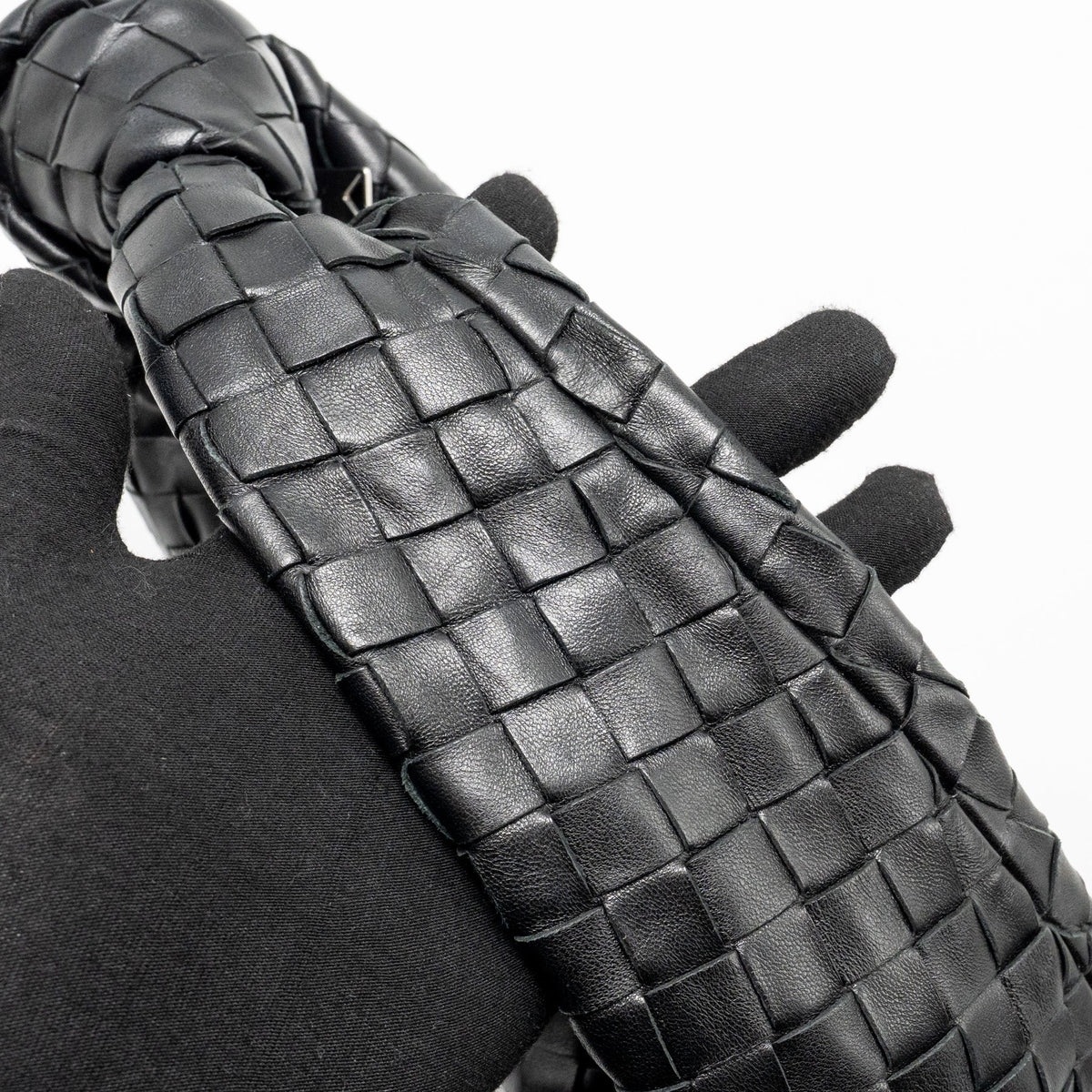 bottega-veneta-small-jodie-lambskin-black-shw-1