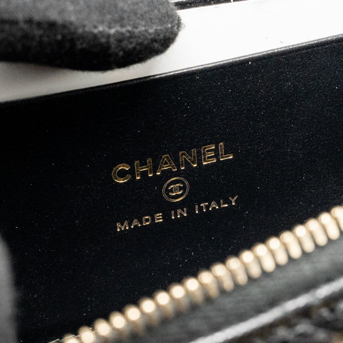 chanel-top-handle-vanity-bag-with-chain-caviar-black-ghw-microchip-copy