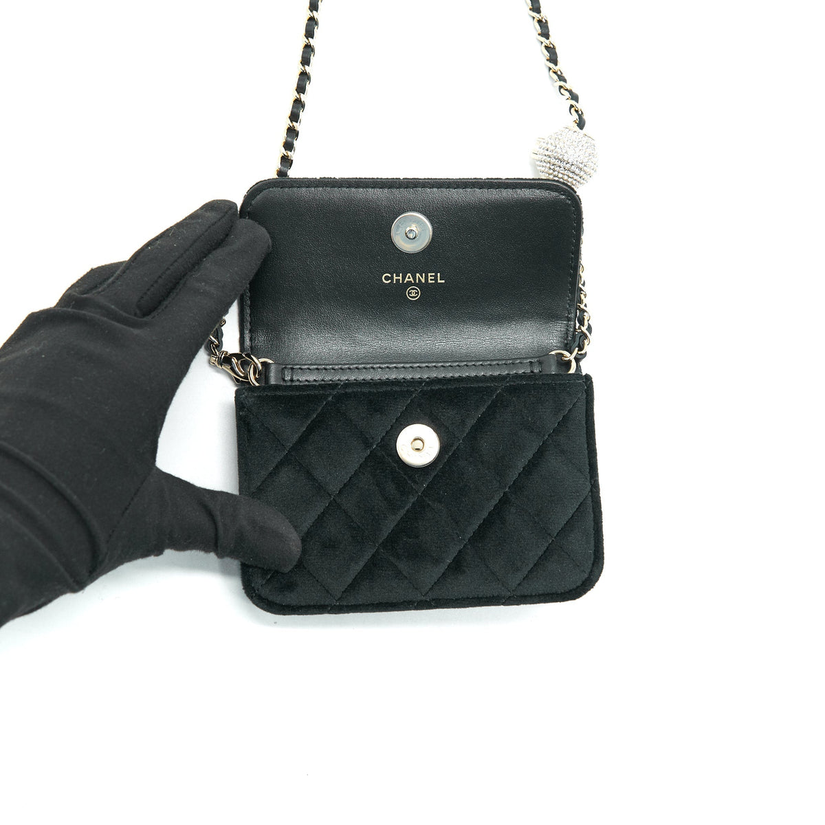 chanel-velvet-pearl-crush-mini-belt-bag-black-with-lghw