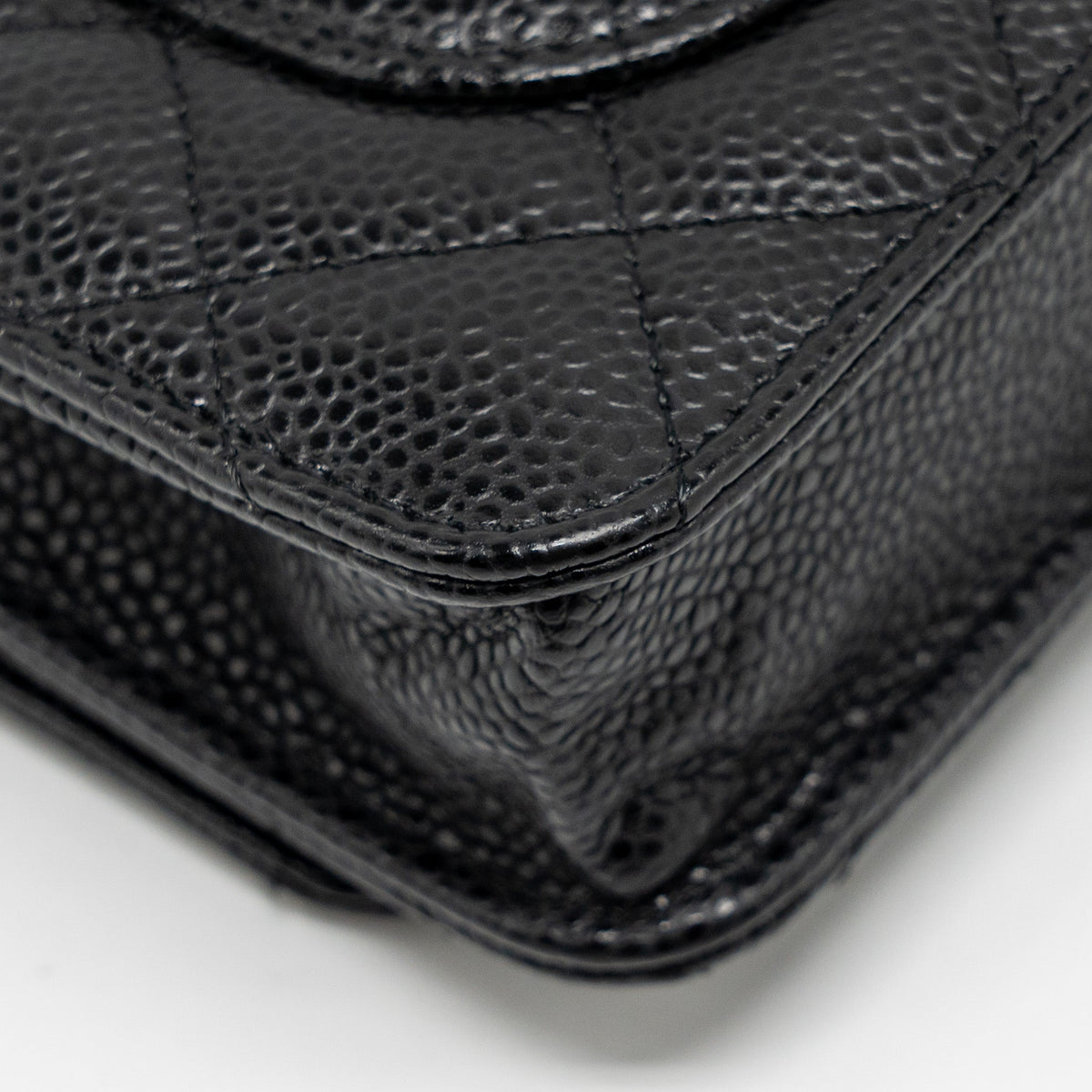 chanel-classic-wallet-on-chain-caviar-black-ghw-24
