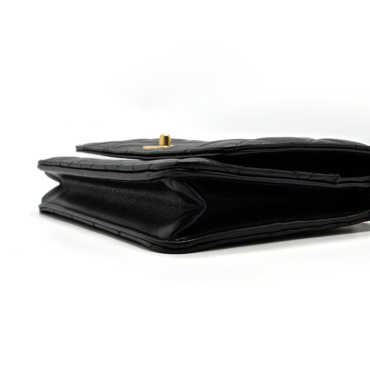 chanel-pearl-crush-wallet-on-chain-lambskin-black-ghw-microchip-11
