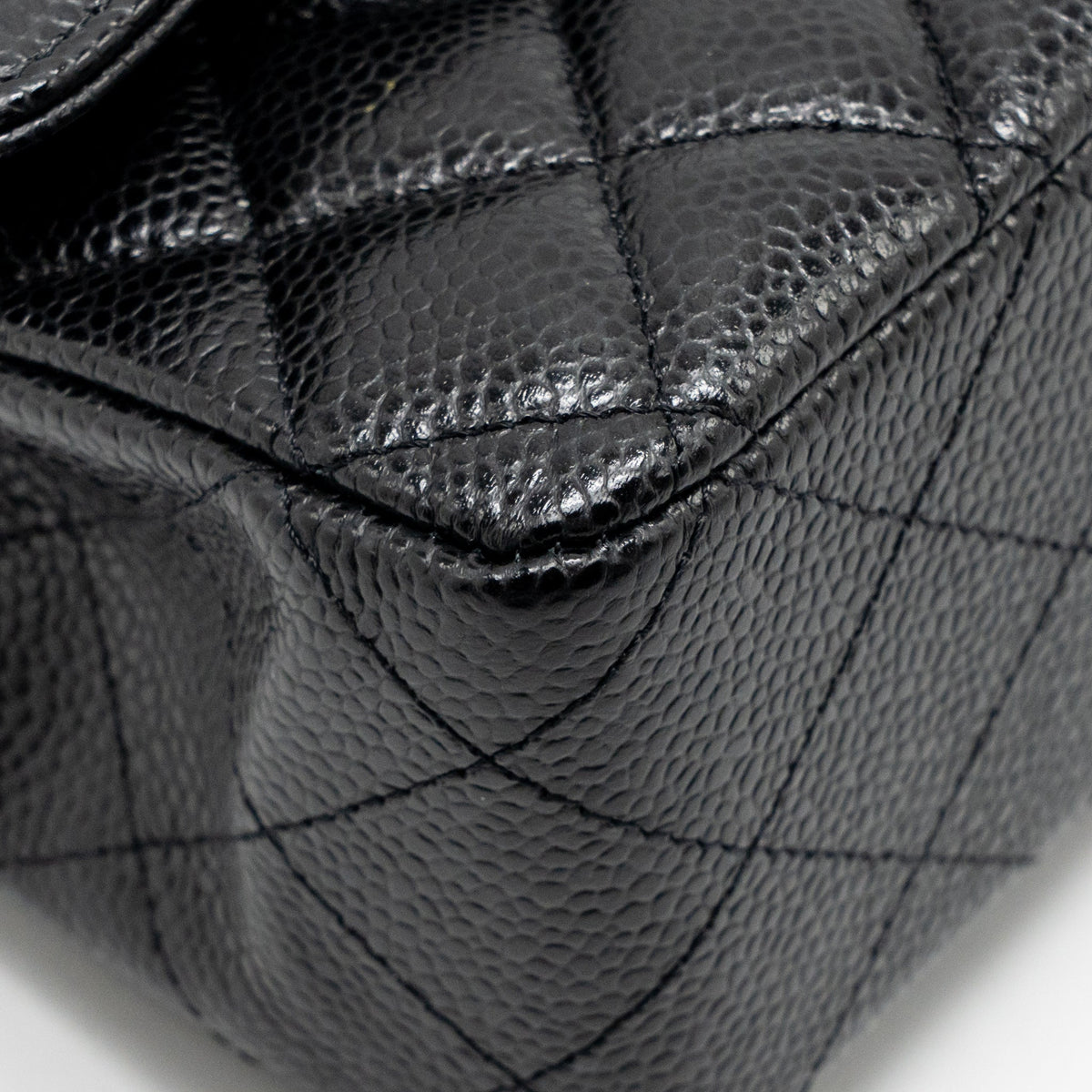 chanel-medium-classic-double-flap-bag-caviar-black-ghw-36