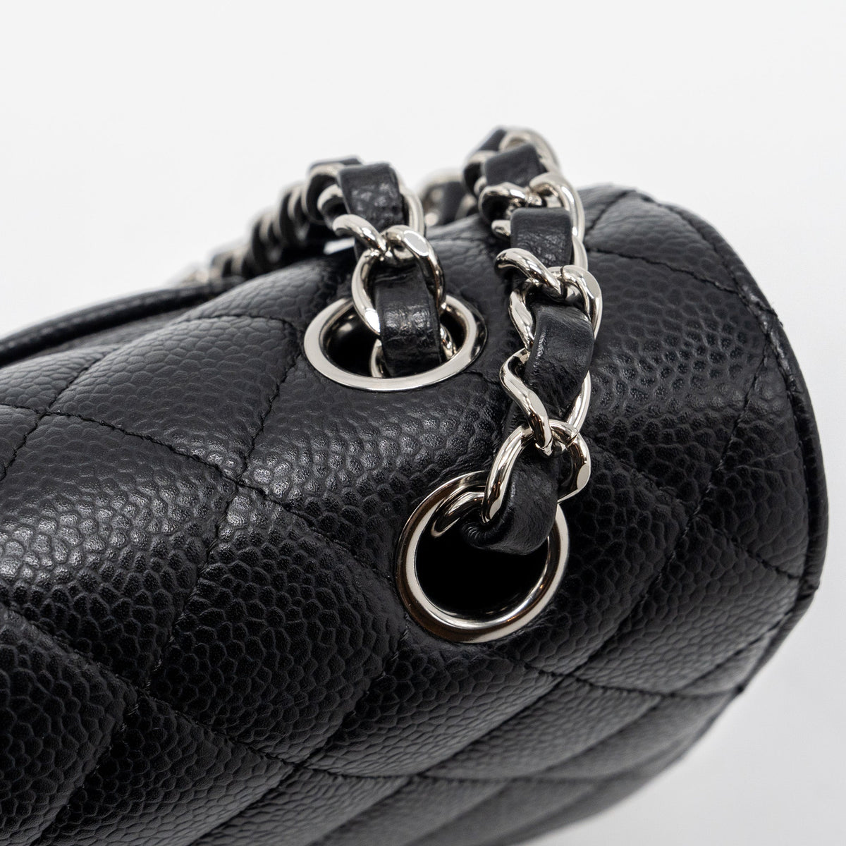 chanel-medium-classic-double-flap-bag-caviar-black-shw-4