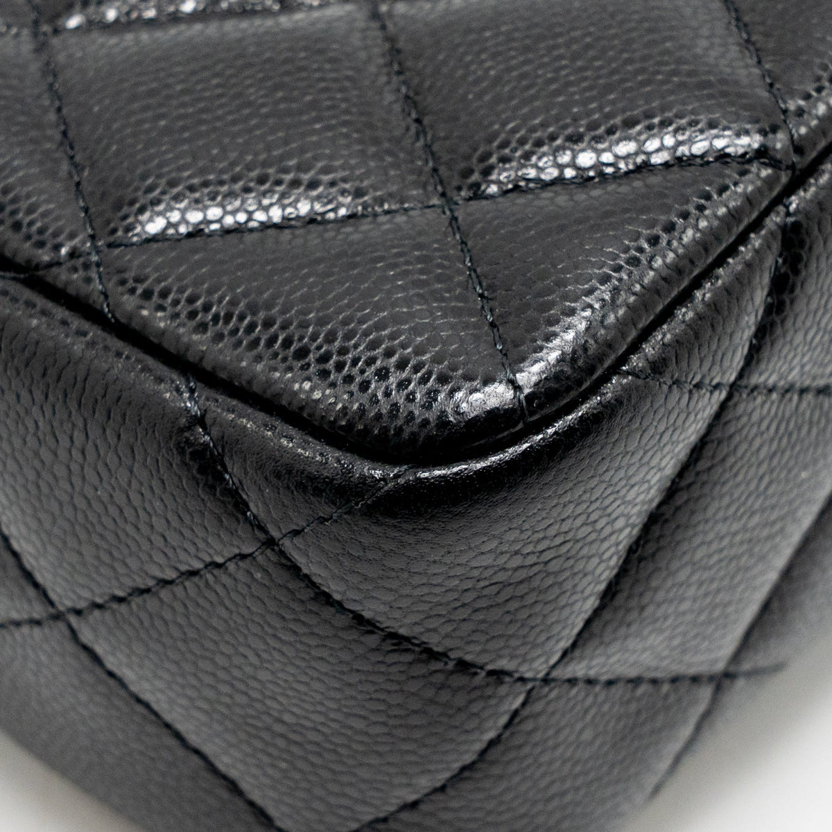 chanel-25a-zip-clutch-with-chain-caviar-black-lghw-microchip-copy