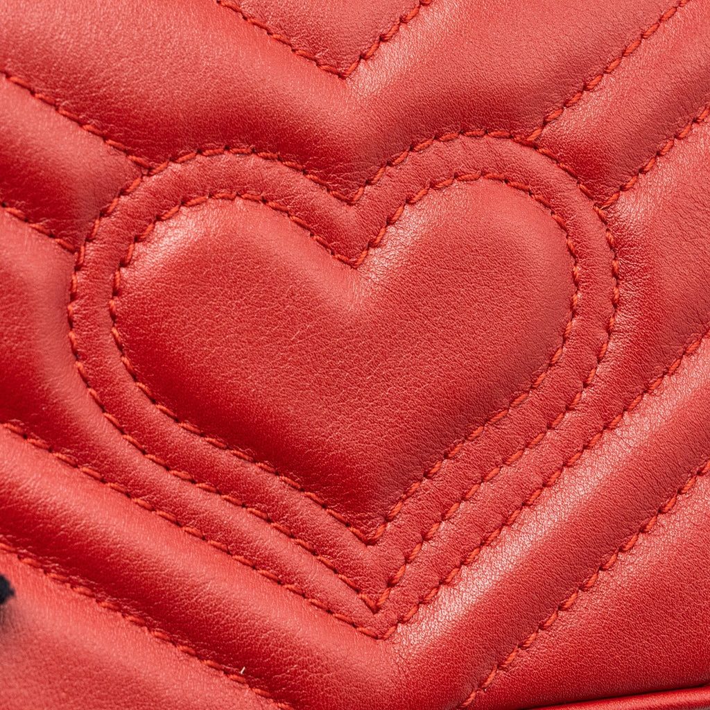 gucci-marmont-super-mini-matelasse-chevron-leather-red-ghw