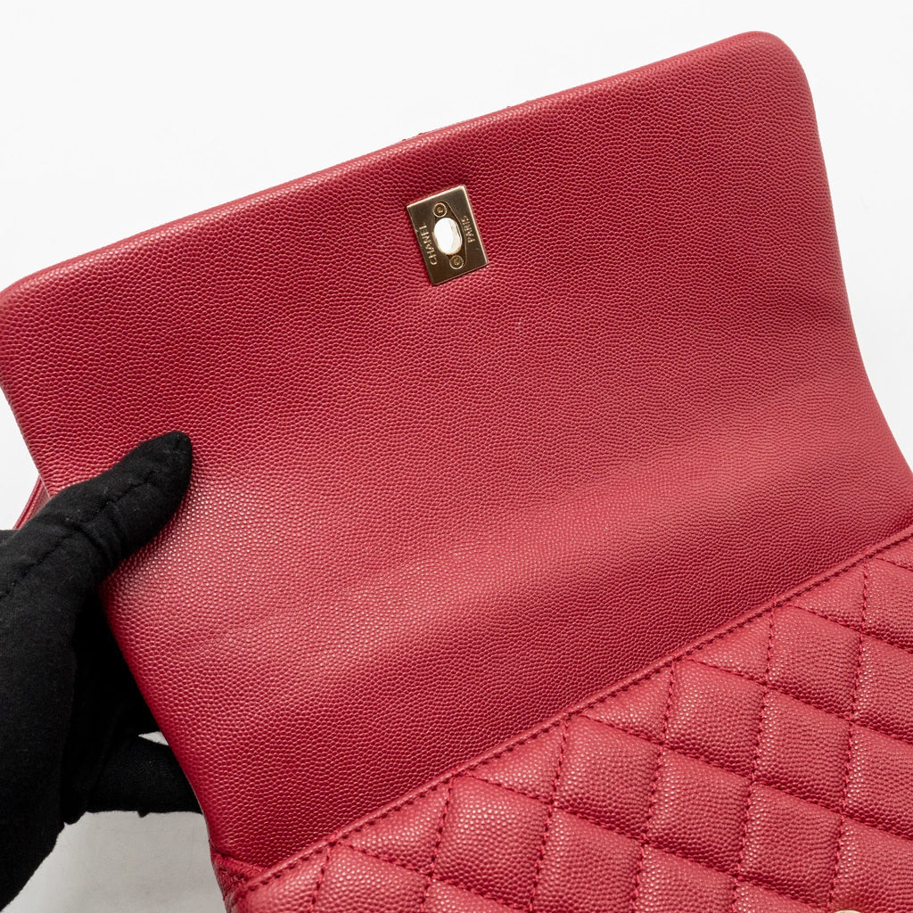 chanel-medium-coco-handle-caviar-red-ghw