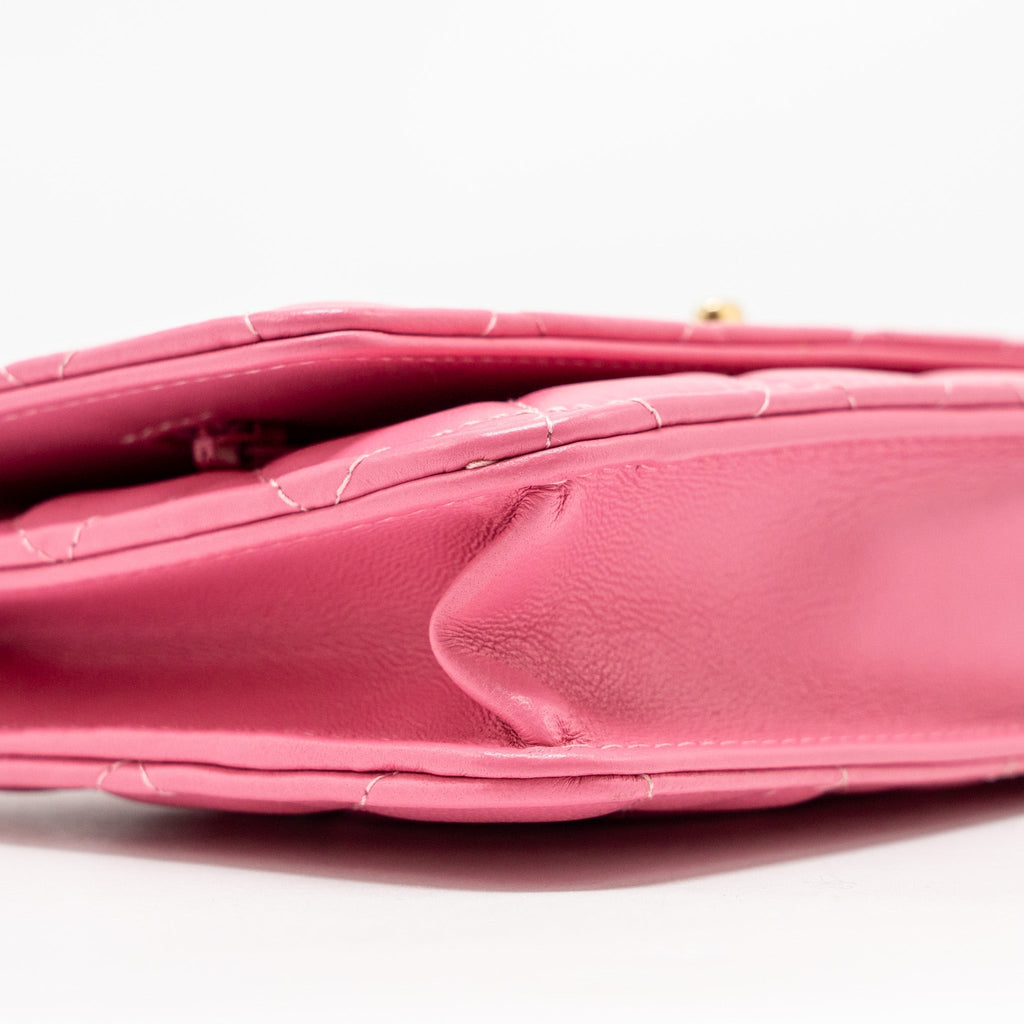 chanel-pearl-crush-wallet-on-chain-lambskin-pink-ghw