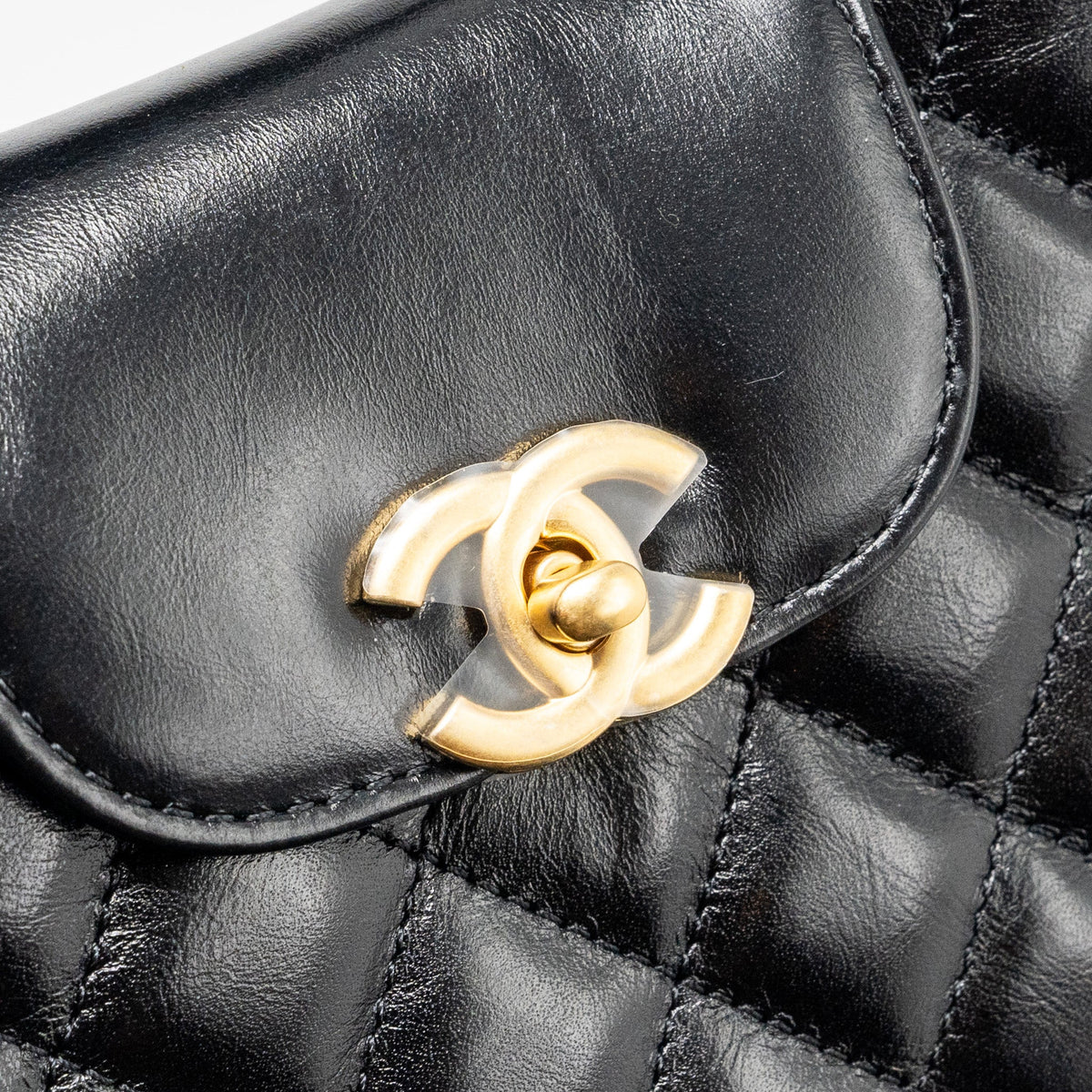 chanel-24p-mini-shopping-tote-calfskin-black-ghwmicrochip