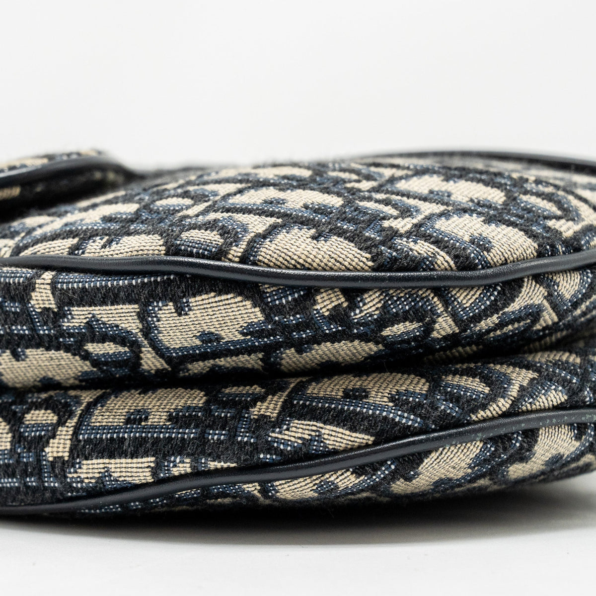 dior-medium-saddle-bag-blue-oblique-canvas-ghw-copy-1