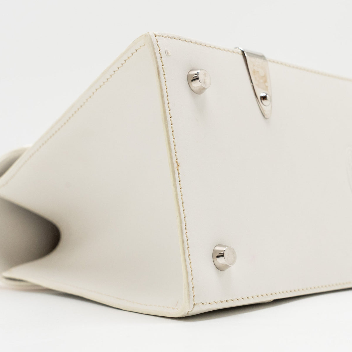 goyard-structured-saigon-pm-calfskin-canvas-white-shw-copy-1
