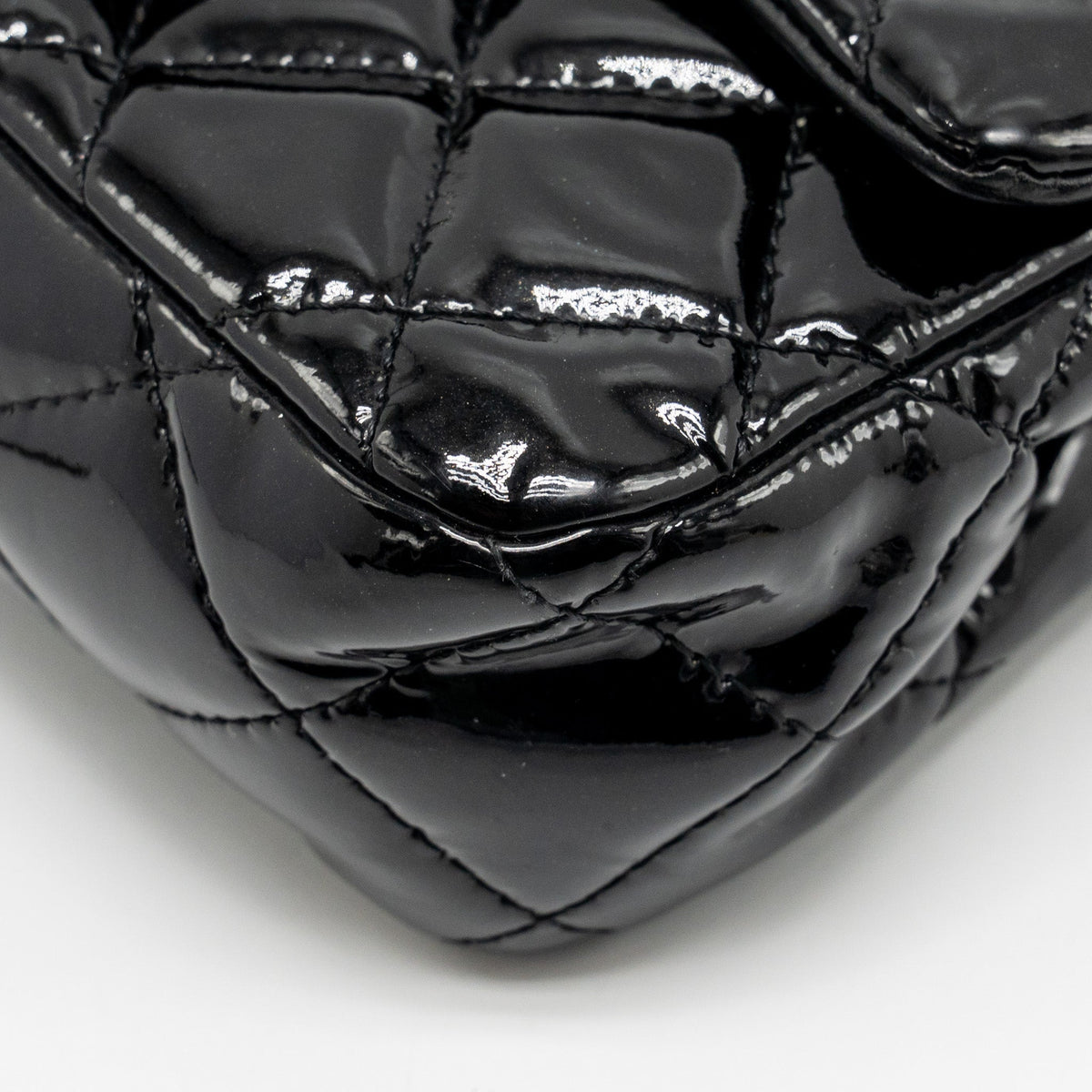 chanel-17c-click-label-shoulder-bag-calfskin-light-pink-lghw-copy