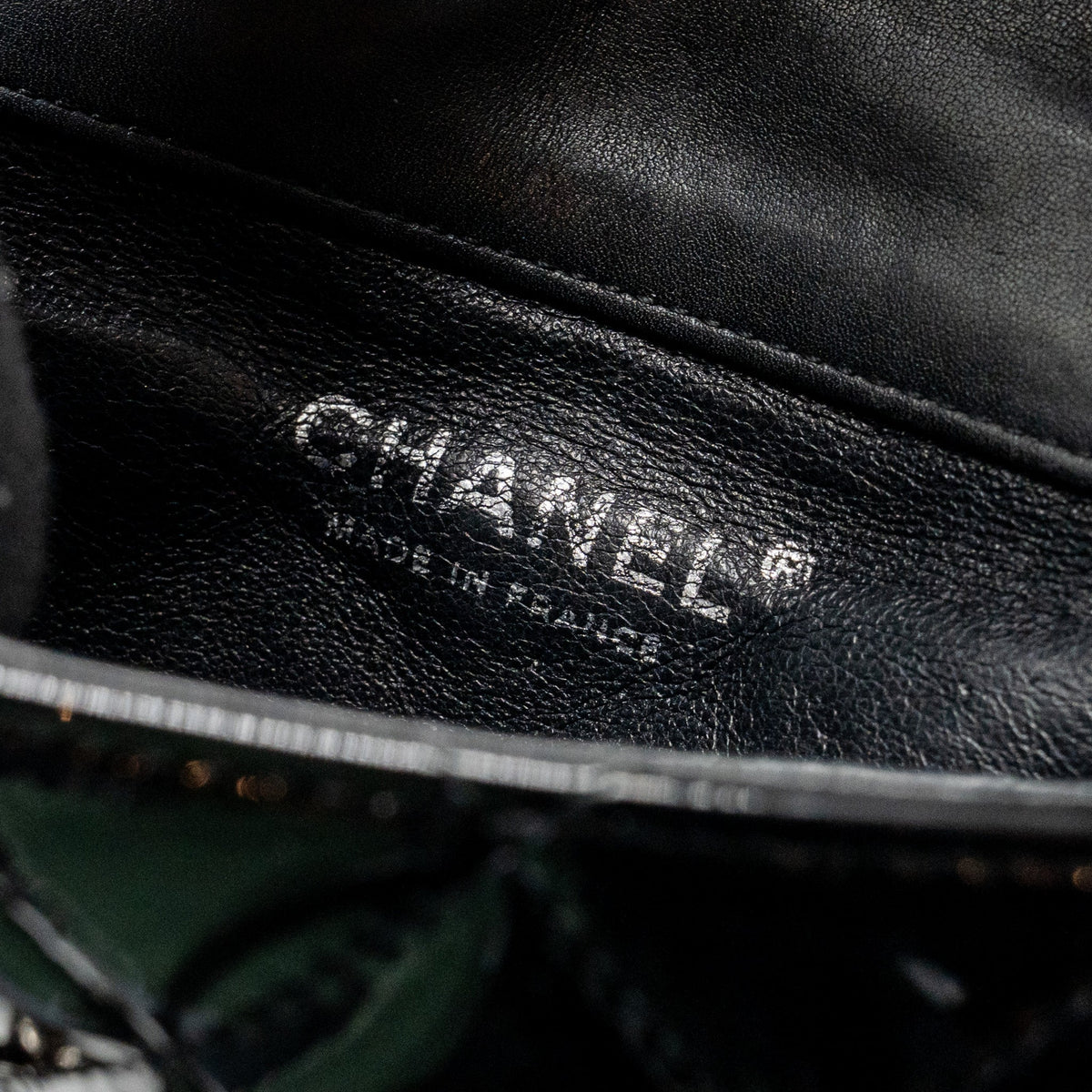 chanel-17c-click-label-shoulder-bag-calfskin-light-pink-lghw-copy